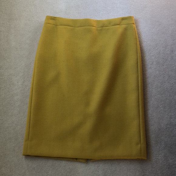 J Crew No 2 wool  pencil skirt. Excellent condition worn twice Wardrobe staple - Picture 13 of 13